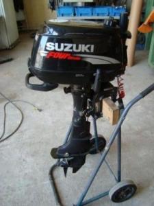 Motor Suzuki 6 HP