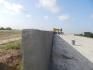 Construção de barreiras de concreto tipo New Jersey