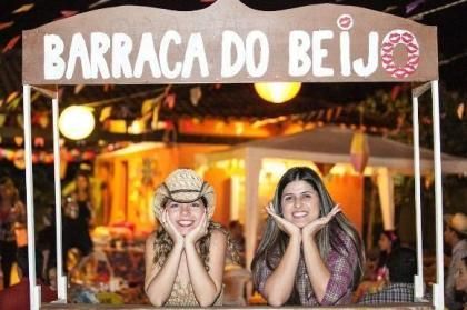 Locação Aluguel Barracas Brinquedos Juninos Festa Junina Empresas